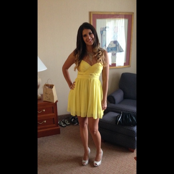 Lemon Adrianna Papell - Picture 4 of 5